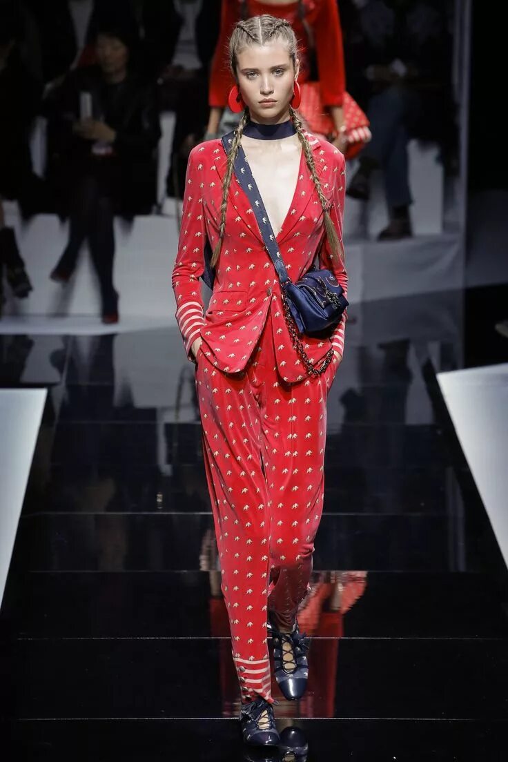 Мода 2017 фото emporio-armani005ss17-tc-92816 Модные стили, Готовое изделие, Стиль моделей