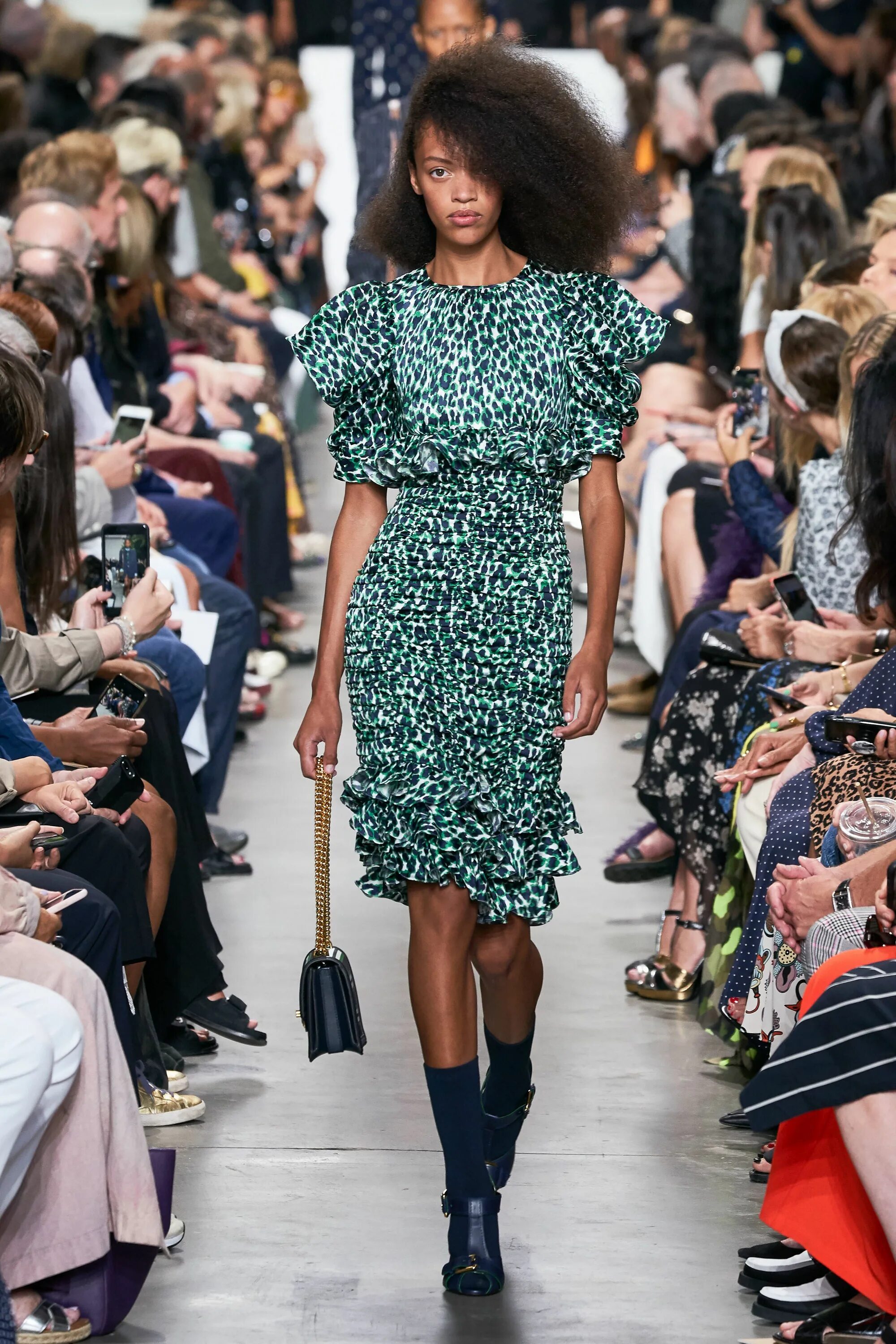 Мода 2020 года фото лето Michael Kors Collection Spring 2020 Ready-to-Wear Fashion Show Collection: See t
