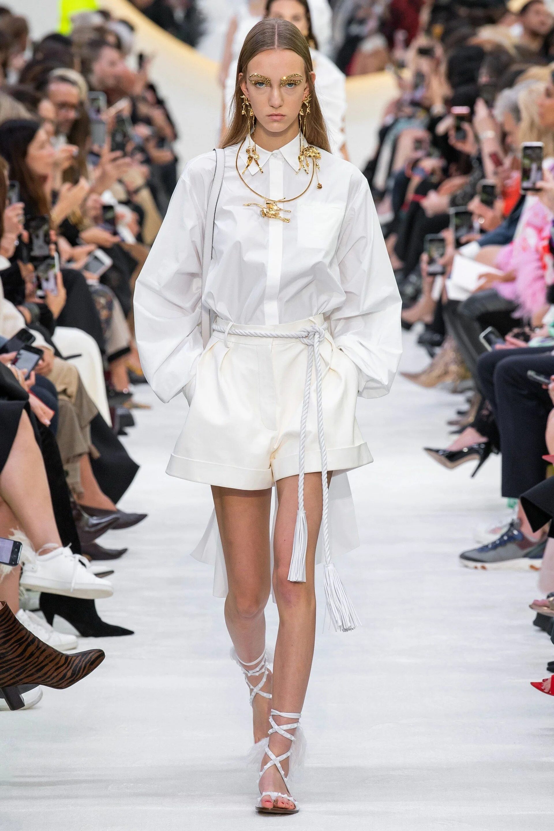 Мода 2020 года фото лето Valentino Spring 2020 Ready-to-Wear Collection Ready to wear, Fashion, Fashion s