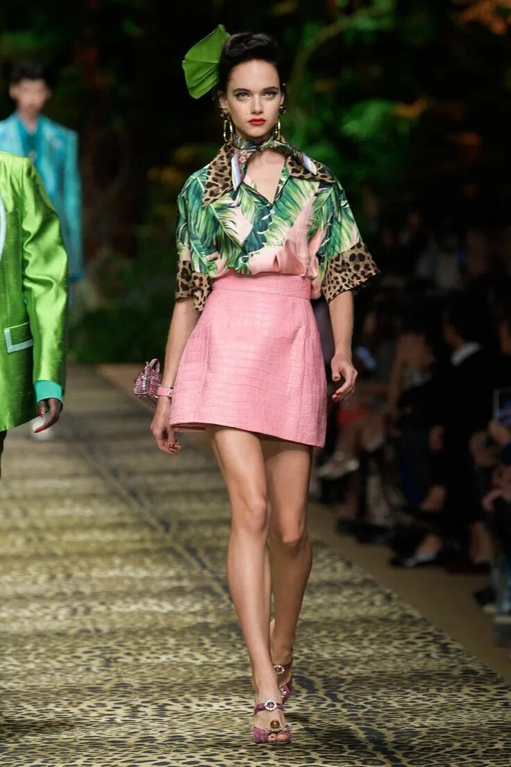 Мода 2020 года фото лето Dolce & Gabbana Spring 2020 Ready-to-Wear Fashion Show Collection: See the compl