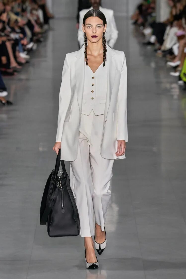Мода 2020 года в женской весна Модные тренды весна- лето 2020 Ropa casual de trabajo, Moda y complementos, Moda