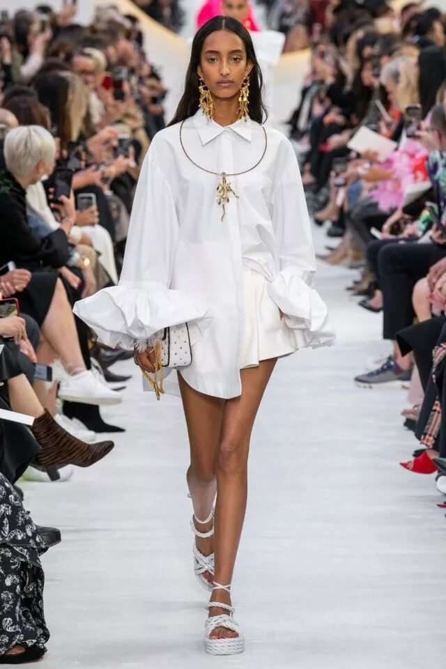 Мода 2020 года в женской весна Pin on Одежда для вдохновения Fashion 2020, Runway fashion, 2020 fashion trends