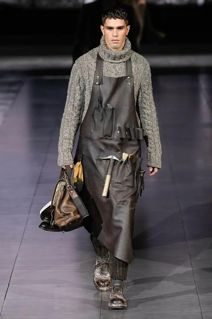 Мода 2020 мужские Pin by Eduard Moonix on Fashion in 2020 Men fashion show, Dolce and gabbana man,