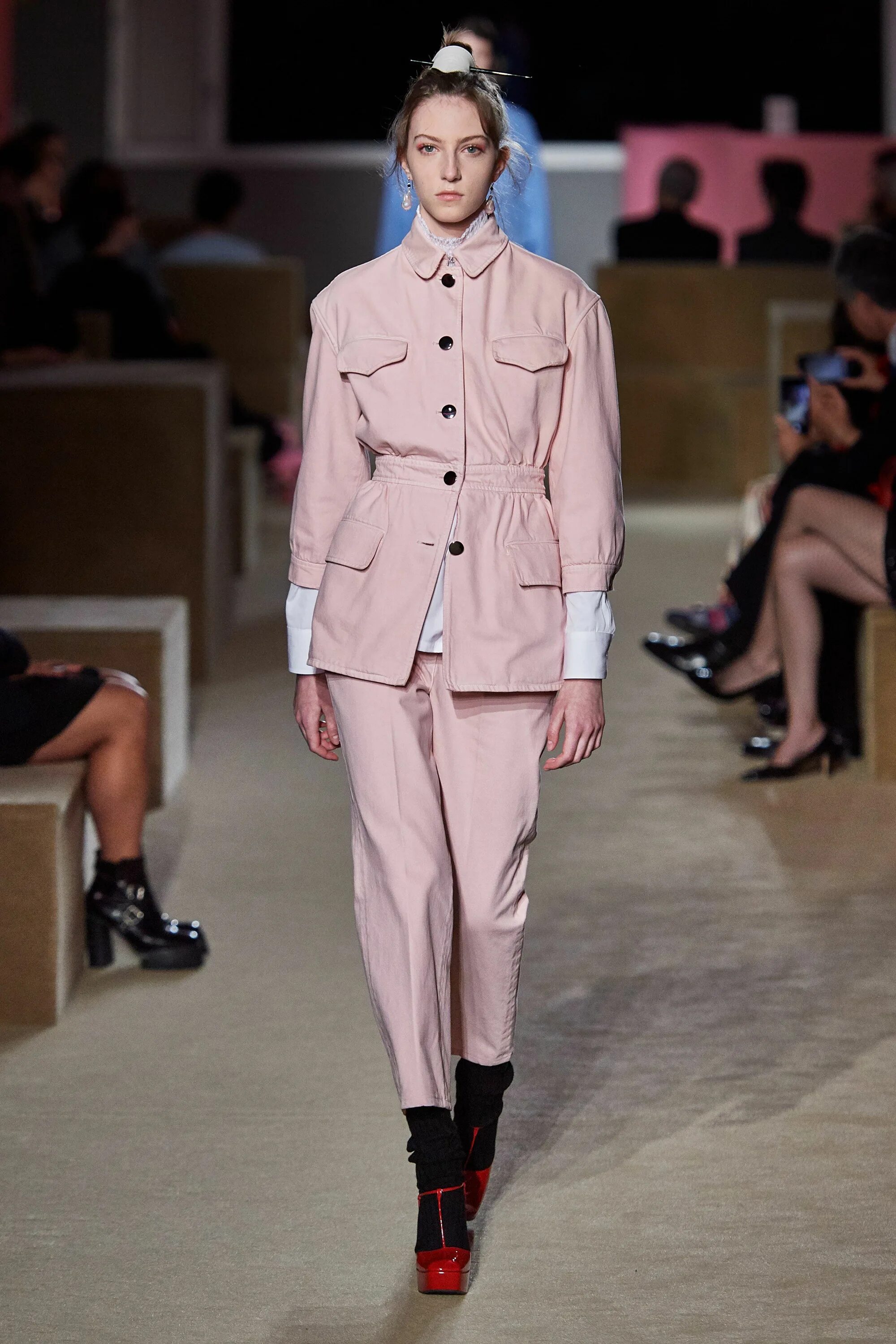 Мода 2020 женская одежда весна Défilé Prada Croisière 2020 New-York 2020 fashion show, Fashion show, Fashion we