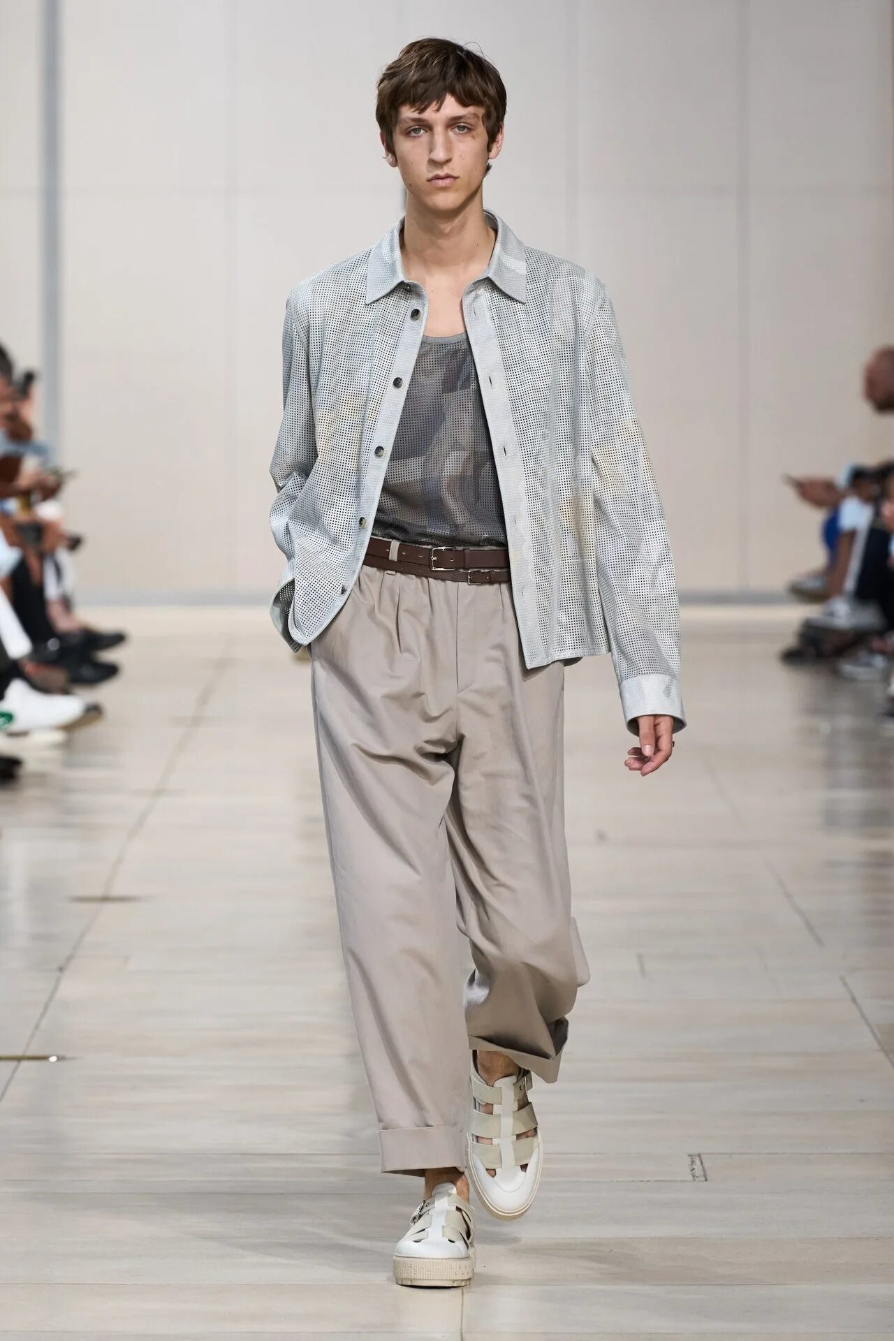 Мода 2024 мужская одежда Hermès Spring Summer 2024 Men Fashion Show
