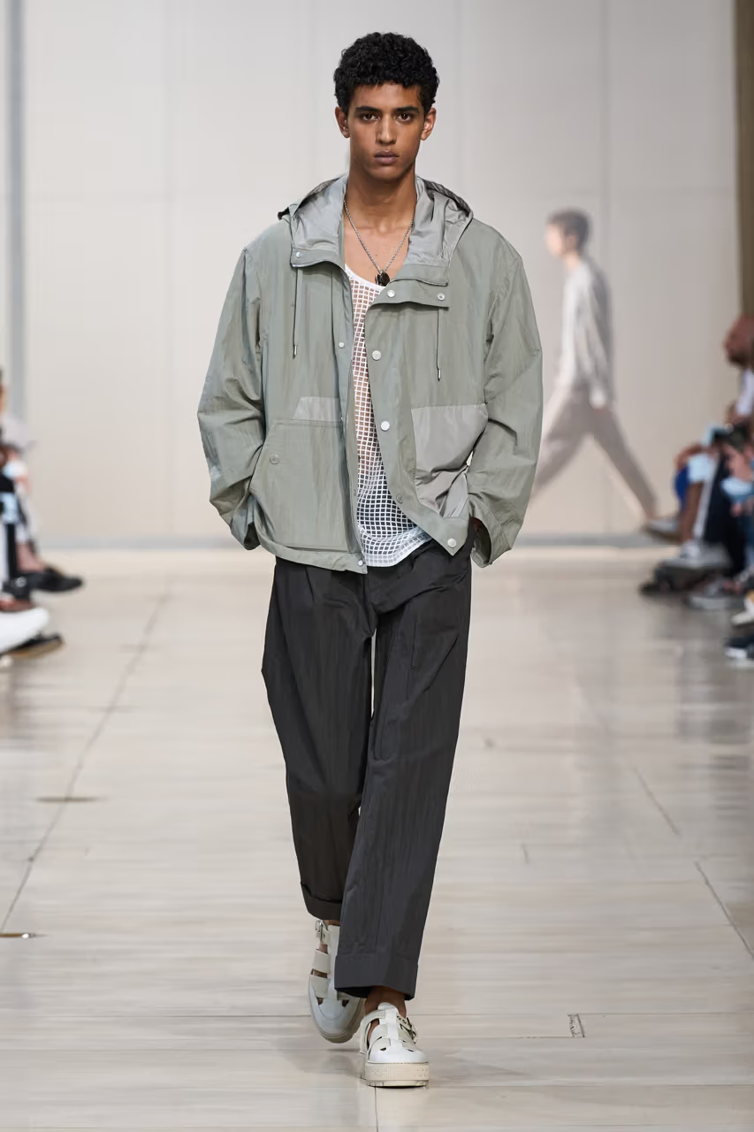 Мода 2024 мужская одежда молодежная Hermès SS24 Is the Epitome of Contemporary Quiet Luxury Men fashion show, Menswe