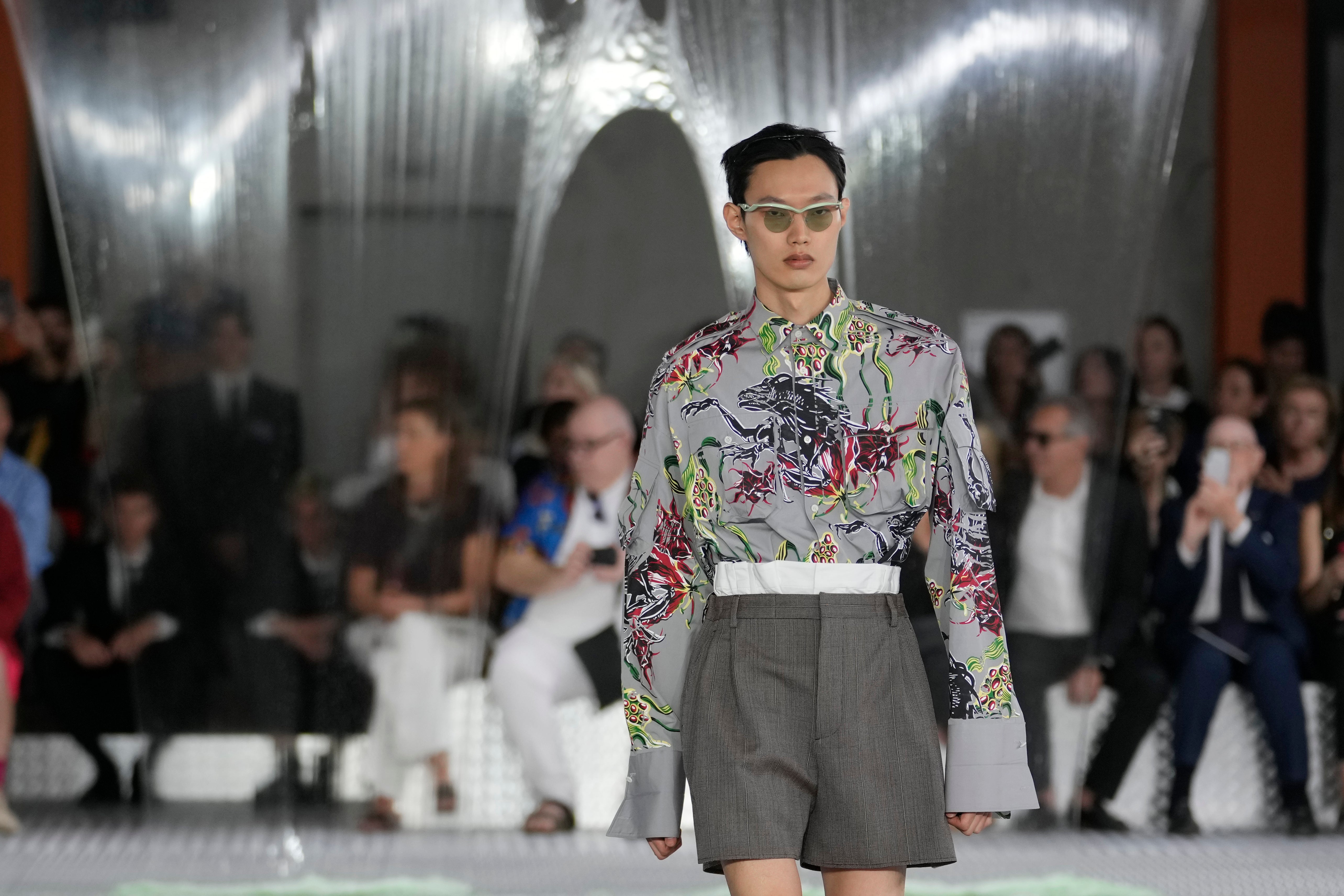 Мода 2024 мужская одежда молодежная Prada Catwalk Voice Discount www.beztabaka.by
