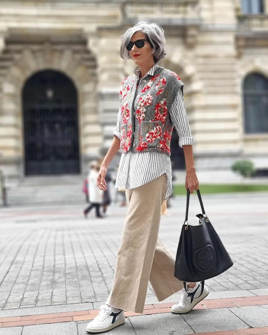 Мода 2024 женская италия Carmen Gimeno on Instagram: "#zara #gucci #diadora #over50style #streetstyle #lo