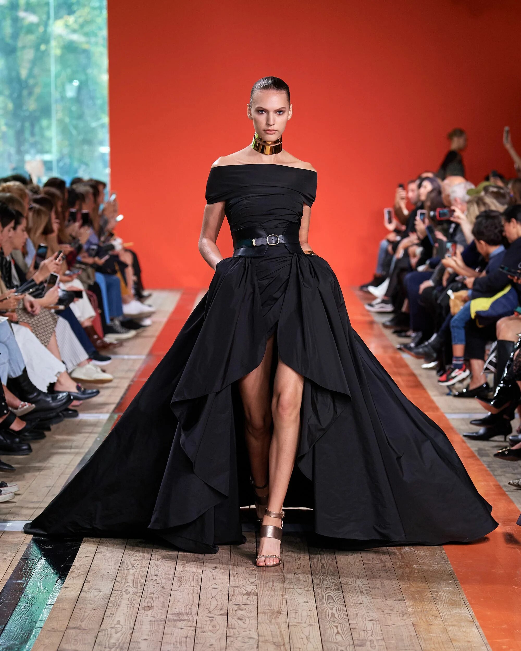 Мода 2024 женская одежда платья вечерние ELIE SAAB Ready-to-Wear Spring Summer 2020 Vestidos de moda para mujer, Elie saa