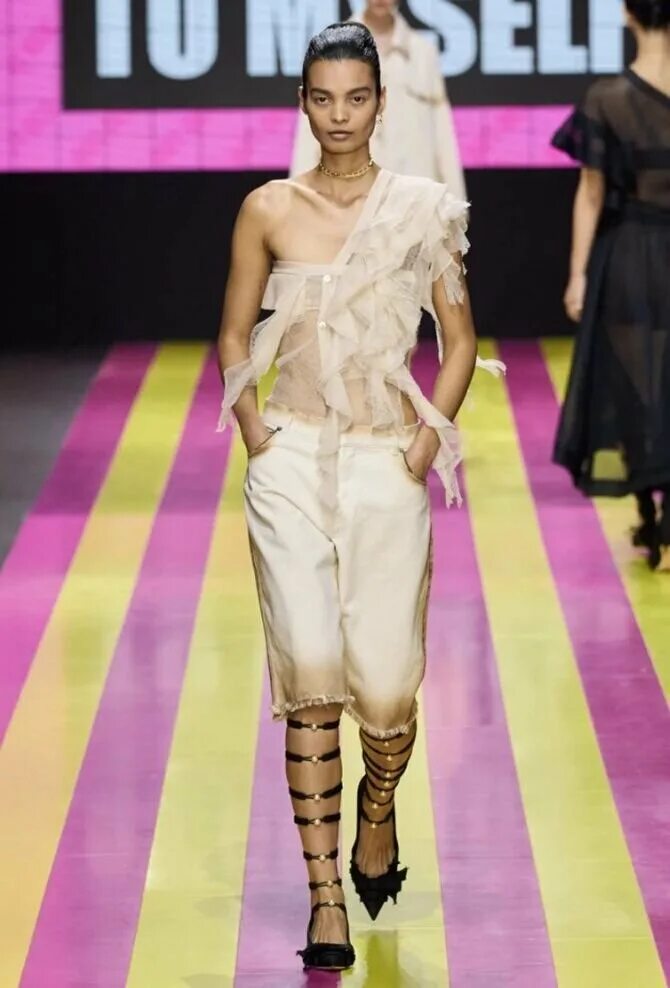 Мода 2024 женская одежда весна фото Paris Fashion Week: показ Dior весна-лето 2024 (+бонус-видео) Joy-Pup - всё само
