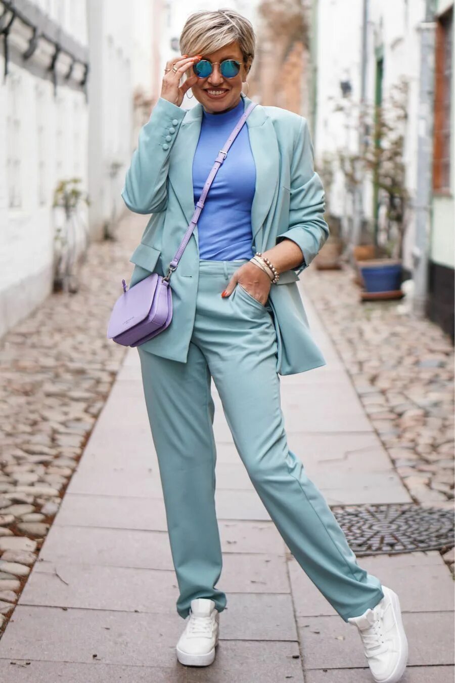 Мода 24 года женская Doppel-Herz-Halskette, . curated on LTK Daily outfits, Fashion, 50 fashion