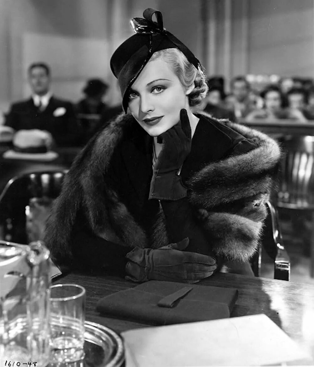 Мода 30 фото The Case Against Mrs. Ames (1936)