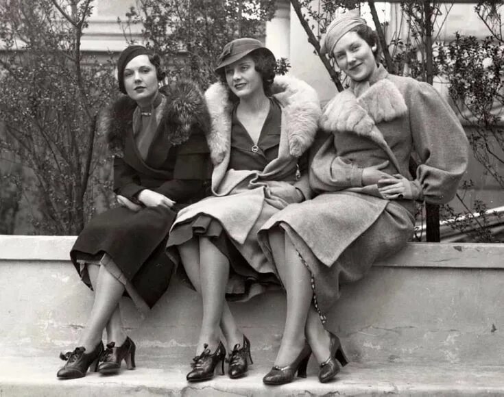 Мода 30 х годов женщины фото 1930-е годы мода: 10 тыс изображений найдено в Яндекс.Картинках Vintage fashion 