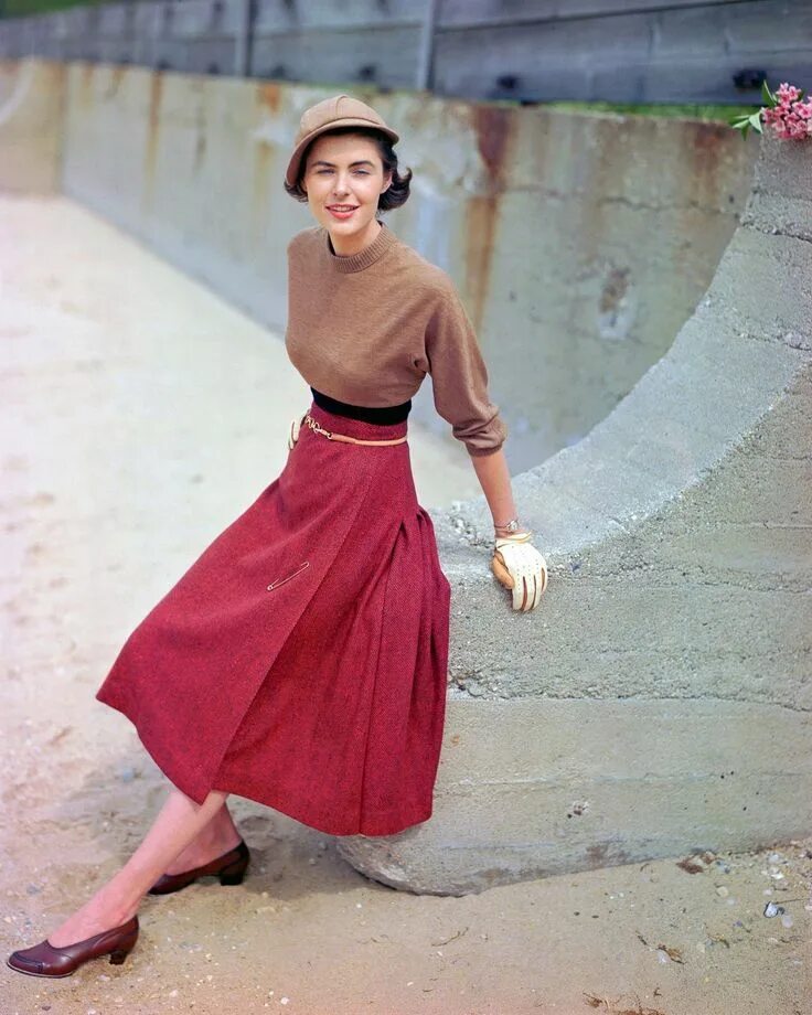 Мода 40 фото Dazzling photos capture 1940s fashion in rich color 1940s fashion, 1940s fashion