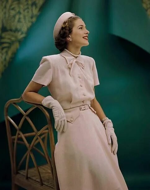 Мода 40 фото 0 Frances Mclaughlin Gill Glamour 1948 Stock Photos, High-Res Pictures, and Imag
