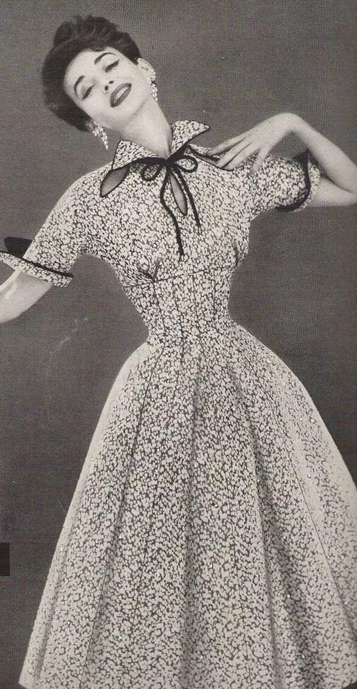 Мода 50 х фото Is the print too much in a dress this detailed? I think I'd be tempted to try it