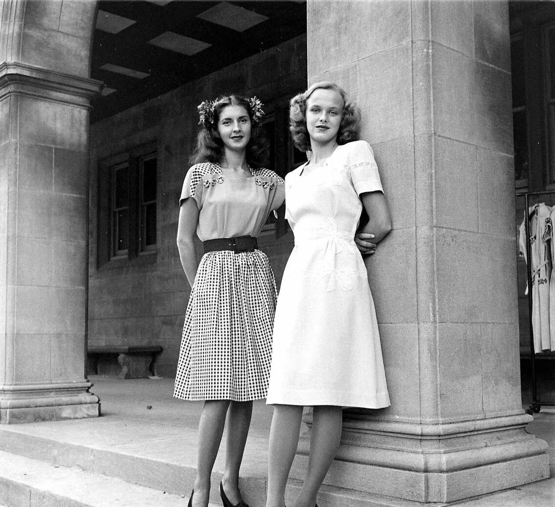 Мода 50 х годов женщины ссср фото 1944, Washington University #1940s #40s #1940sfashion #vintage #ww2 #wartime #fa