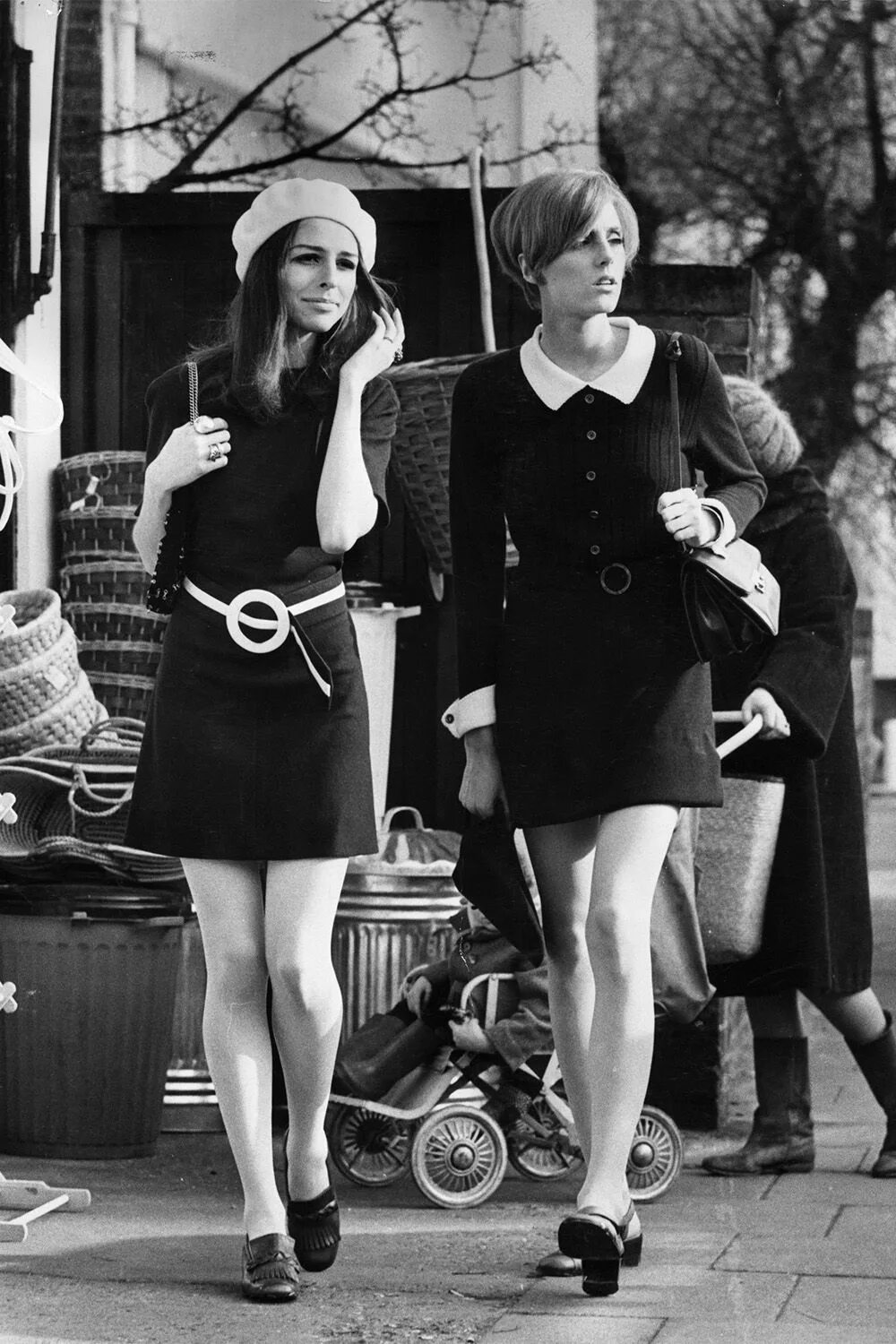 Мода 60 70 годов фото 15 Trends from the 1960s That Are Still Everywhere in Fashion Sixties fashion, 6