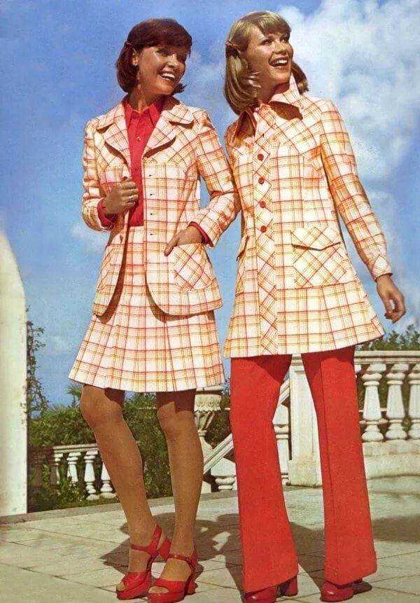 Мода 70 х годов женщины фото Vintage woman clothing 60s #vintage #clothes #clothing #wear #outfit #60s 70s fa