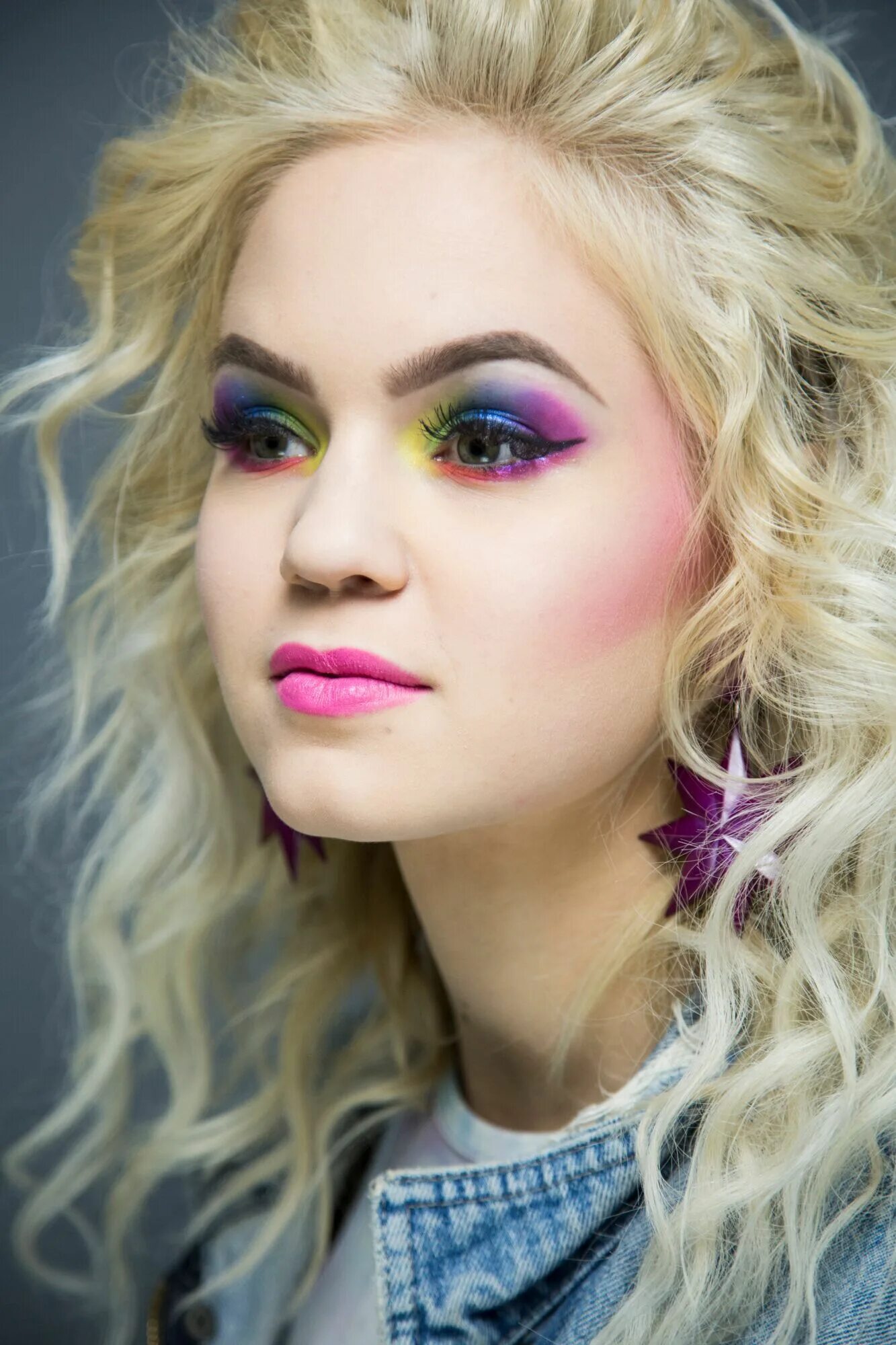 Мода 90 х годов макияж 80`s makeup 90 make-up, Jaren 80 kleding, Jaren 80 make-up
