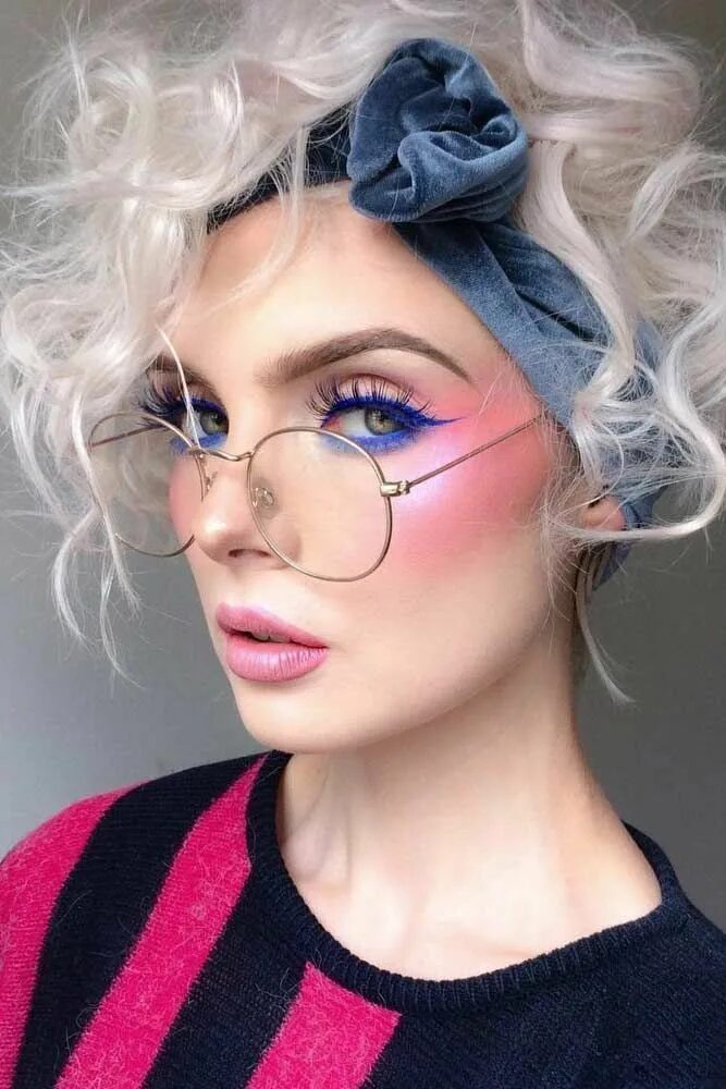 Мода 90 х годов макияж Pin by Adi Arviv on Theatre in 2020 80s makeup trends, Pink lipstick makeup, 80s