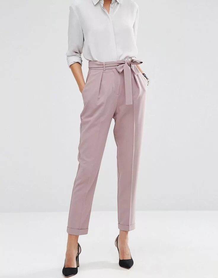 Мода брюки фото ASOS lilac pegged trousers for women's business casual work wear. Casual work we