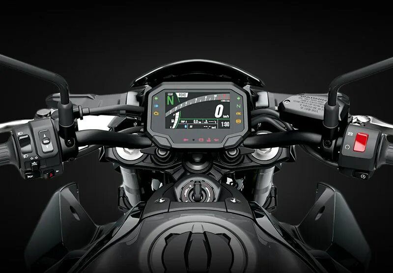 Мотоцикл фото 2022 Kawasaki Z900 Supernaked Motorcycle Superb Power & Handling