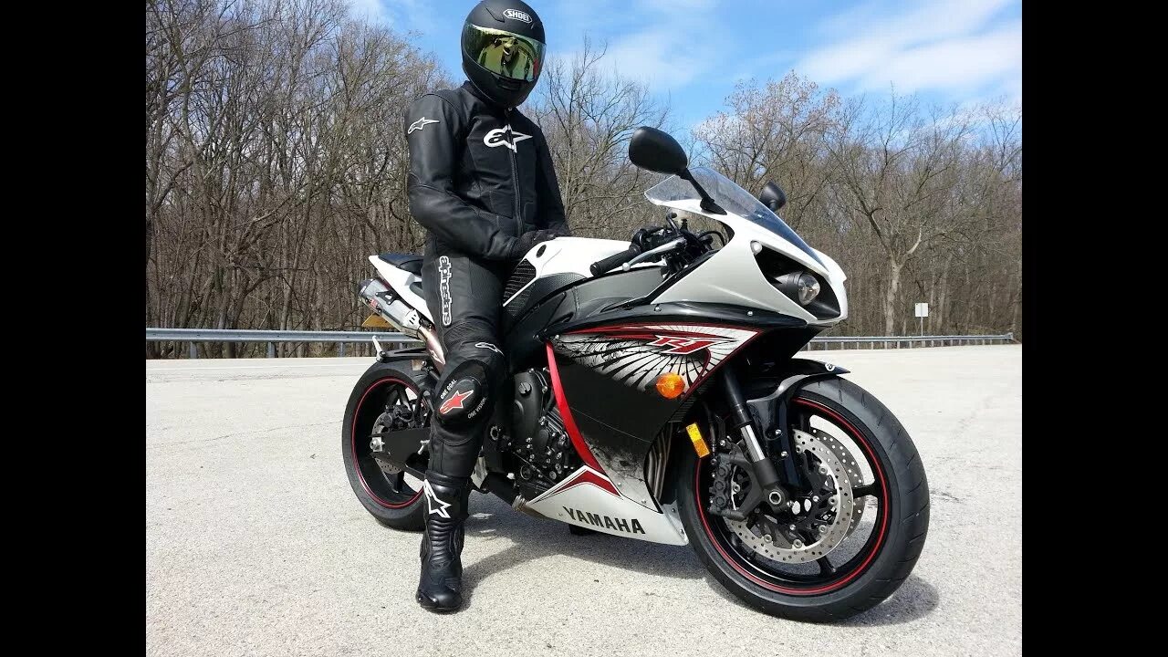 Мотоцикл фото домашнее 2012 Yamaha R1 and 2009 Yamaha FZ1 testing - YouTube