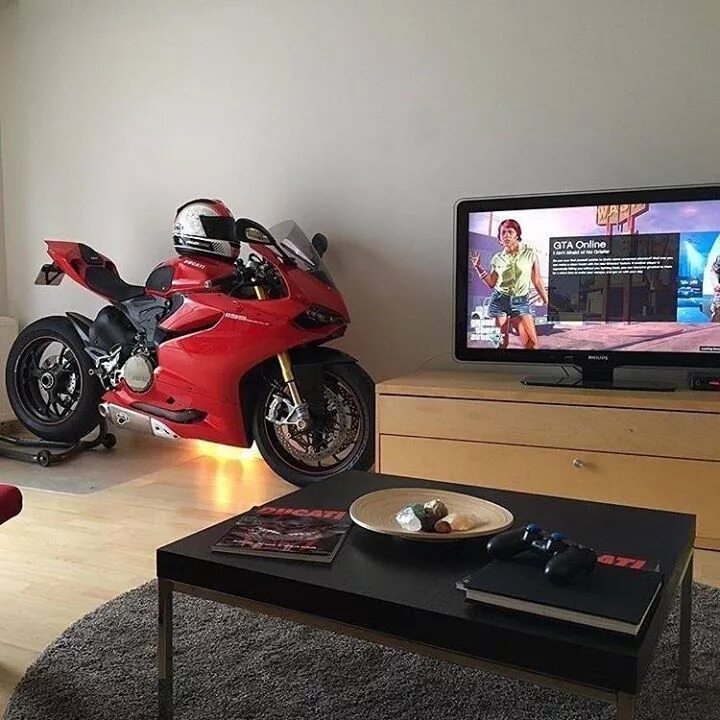 Мотоцикл фото домашнее Shine-Graffix - Red #ducati #motorcycle #sportbike... Bike, Ducati, Ducati 1199 