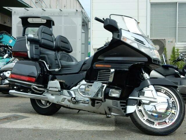 Мотоцикл голд винг фото Продажа HONDA GOLD WING GL1500 SE (ХОНДА МОТОЦИКЛ) по низким ценам в АВТОБЭСТ-МО