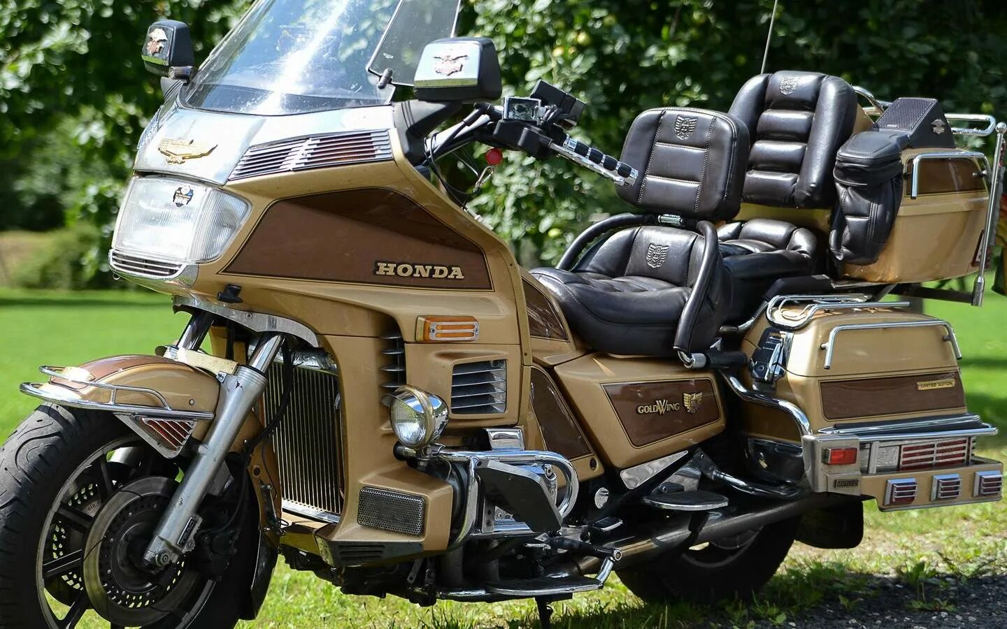 Мотоцикл голд винг фото Сервисные мануалы для Honda GL1200 Gold Wing