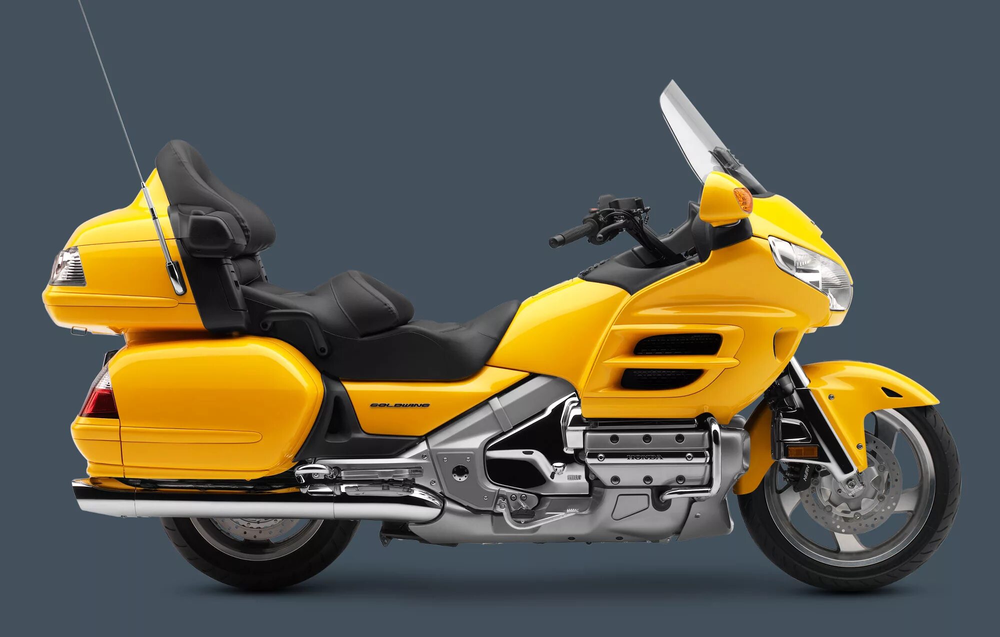 Мотоцикл голд винг фото Honda GL 1800 GoldWing