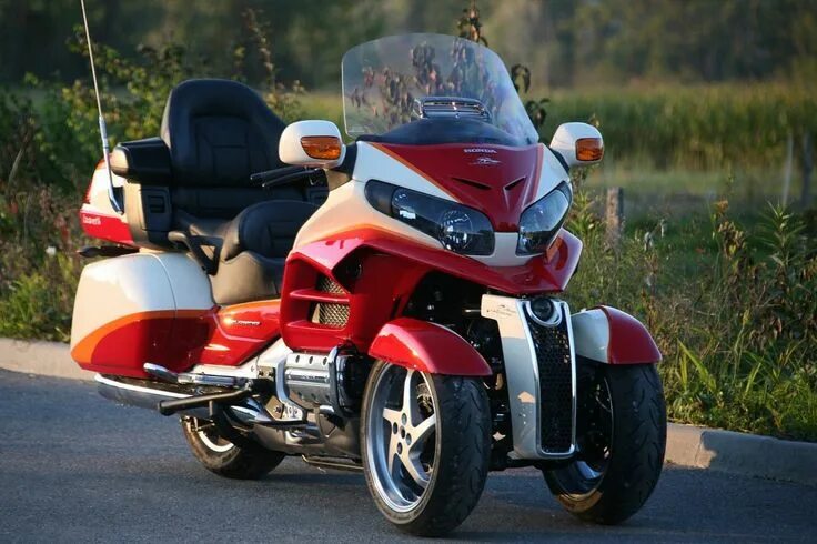 Мотоцикл голд винг фото Goldwing de tres ruedas Reverse trike, Goldwing trike, Trike