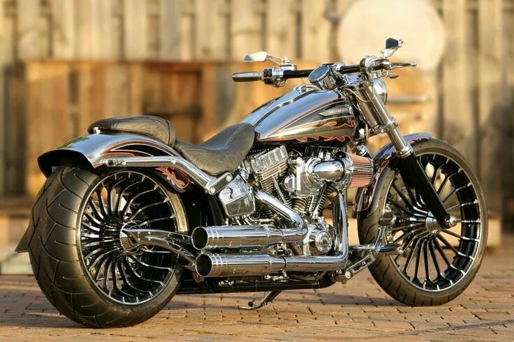 Мотоцикл харлей дэвидсон фото 2017 FXSB CVO Breakout Custom Harley davidson night train, Harley davidson helme