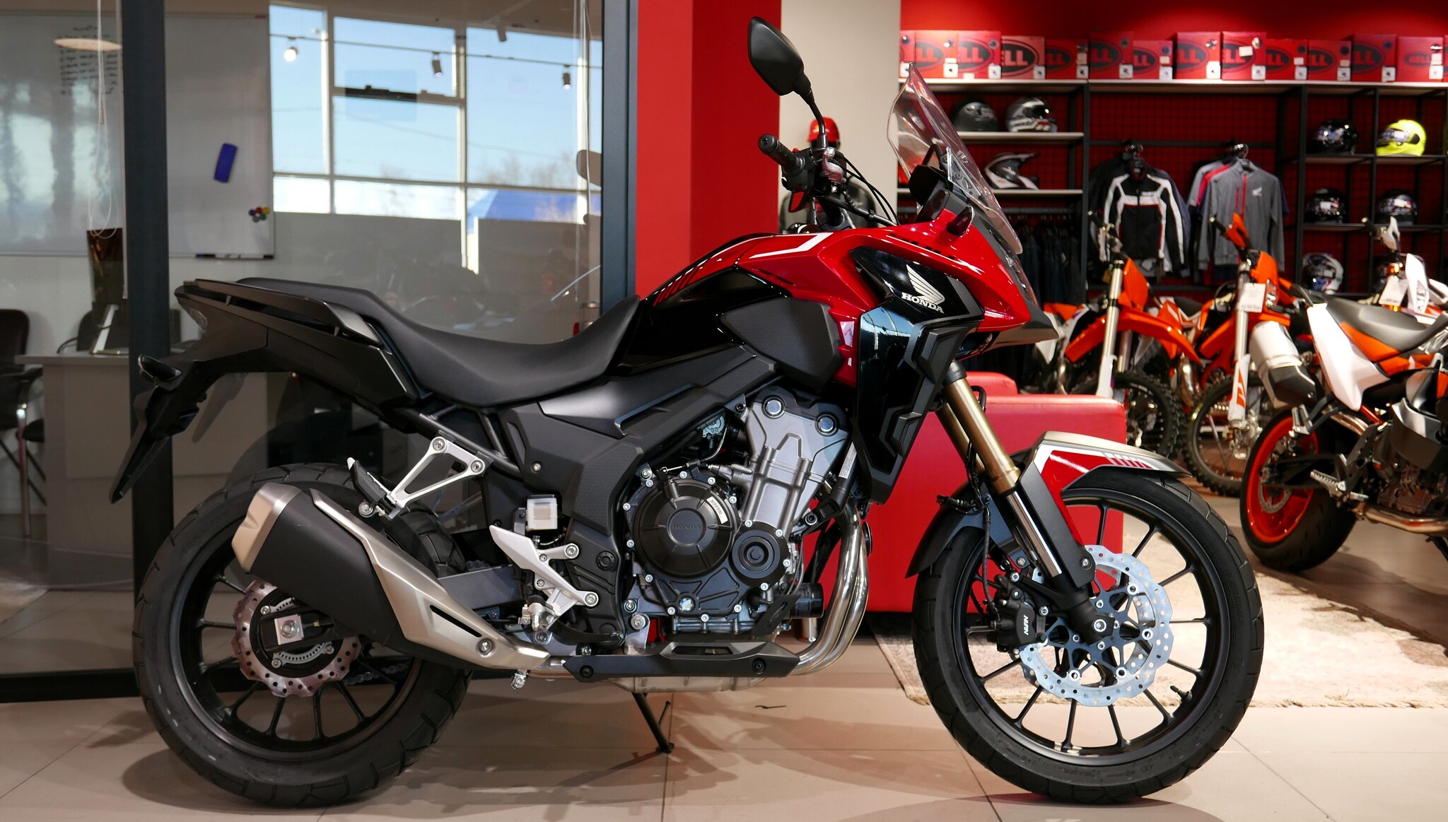 Мотоцикл хонда cb 500 х фото Honda CB 500X - купить за 1 399 900 ₽ у официального дилера Мотоциклы Honda и Tr