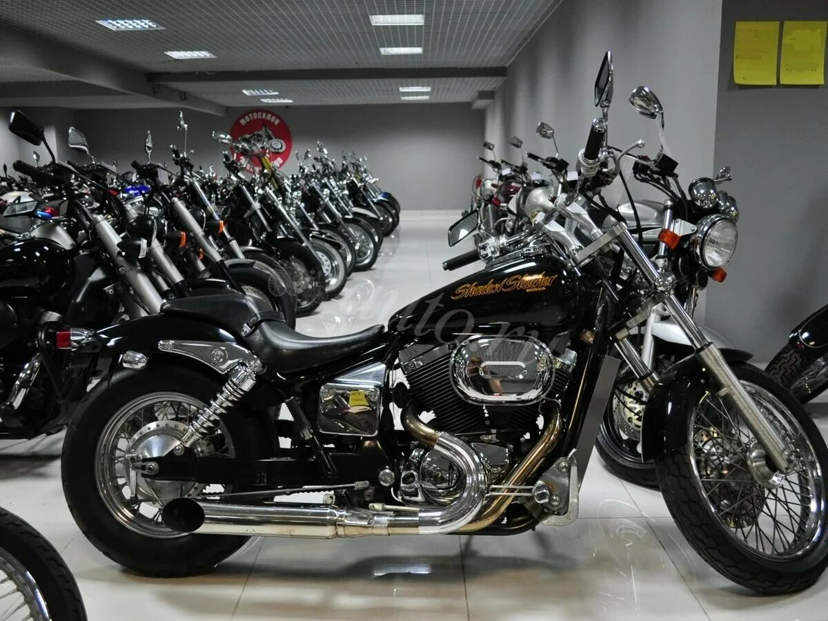 Мотоцикл купить в москве фото Купить б/у Honda VT 400 карбюратор 5 передач в Москве: чёрный кастом 2001 года н