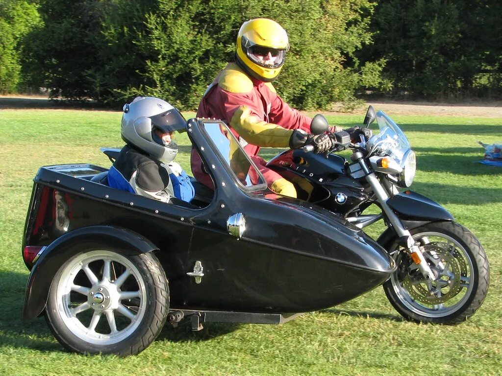 Мотоцикл с закрытой коляской фото 2002 BMW R1150R Motorcycle & Sidecar 1 Photographed at the. Flickr