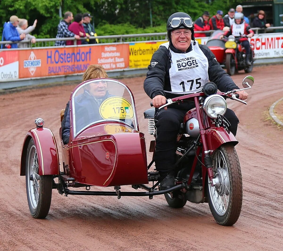 Мотоцикл с закрытой коляской фото Файл:33 Internationale Ibbenbuerener Motorrad Veteranen Rallye 2013 18.jpg - Вик