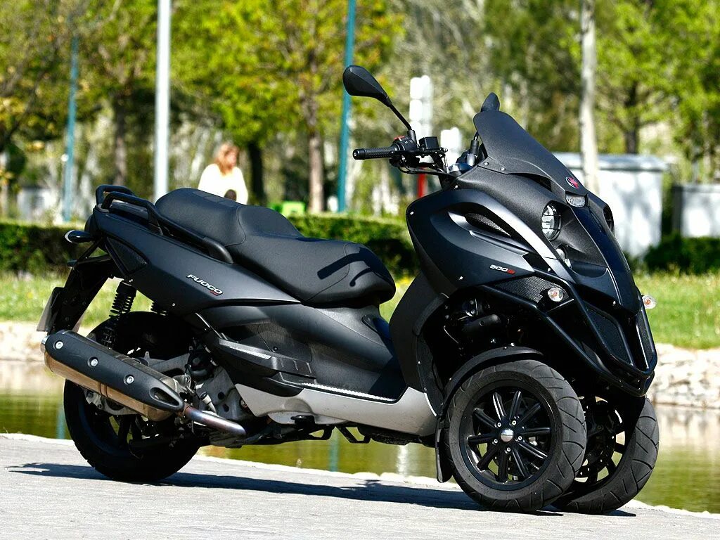Мотоцикл скутер фото mijn Gilera Fuoco 500, een onderdeel van mijn penopauze Motos de tres ruedas, Mo