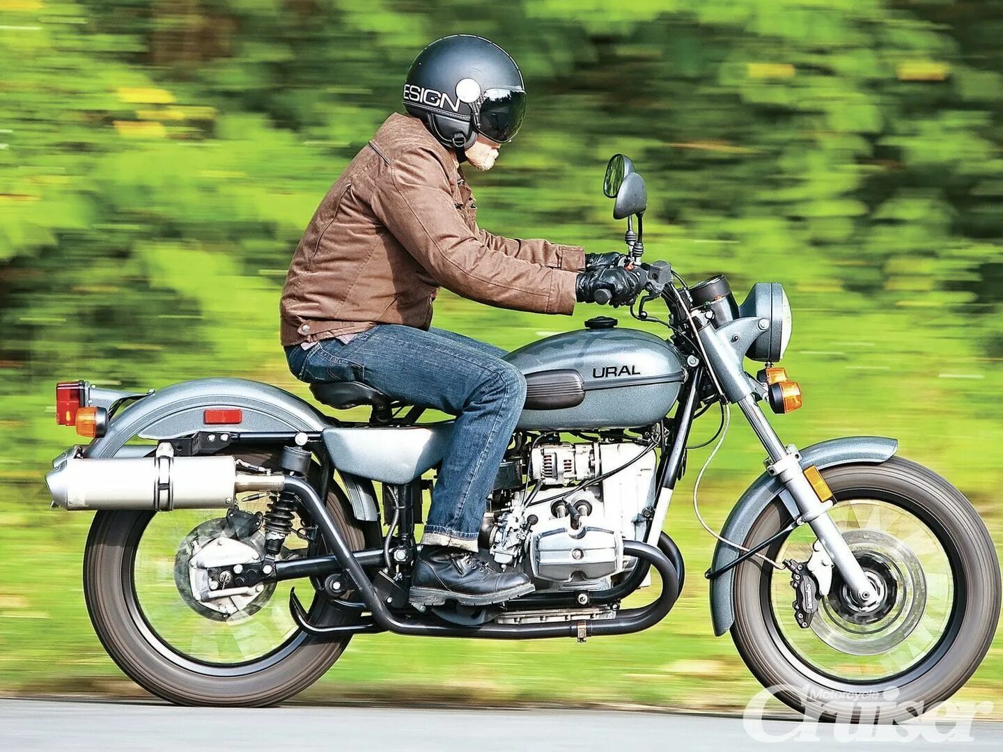 Мотоцикл соло фото 2010 Ural Solo sT Glasnost On Two Wheels Motorcycle Cruiser