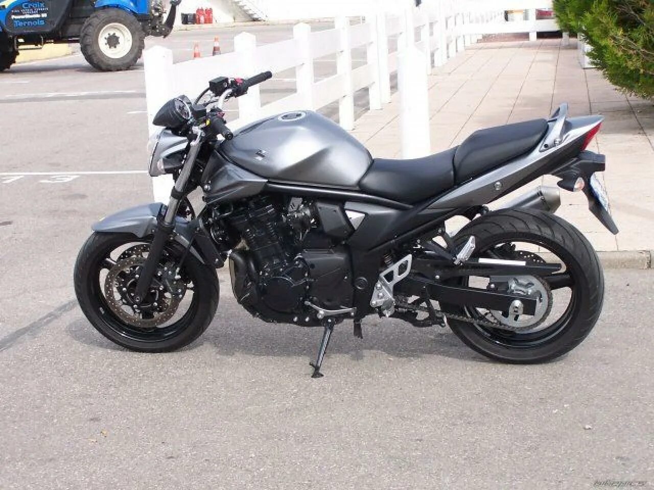 Мотоцикл сузуки бандит фото 2013 Suzuki Bandit 1250 - Moto.ZombDrive.COM