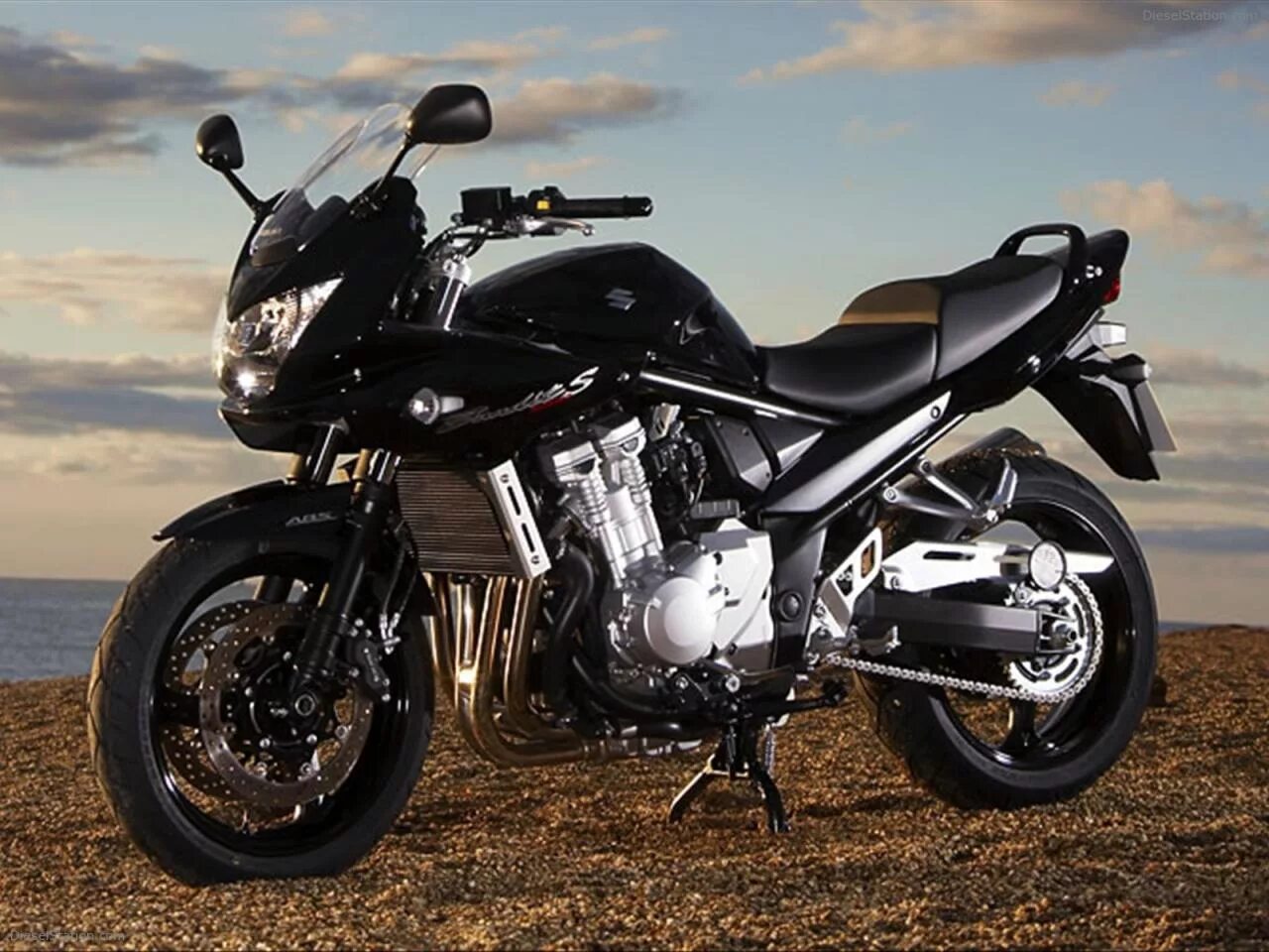Мотоцикл сузуки бандит фото Suzuki Suzuki Bandit 1250 SA - Moto.ZombDrive.COM