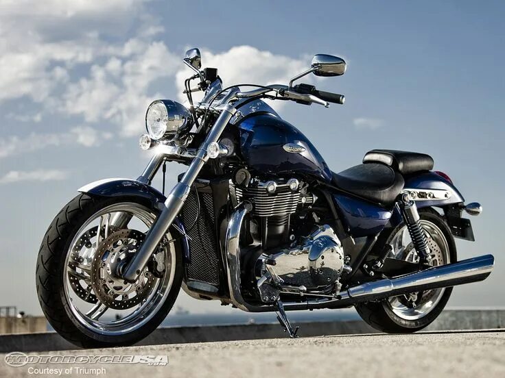 Мотоцикл триумф фото Triumph Thunderbird Schöne autos, Motorrad, Autos