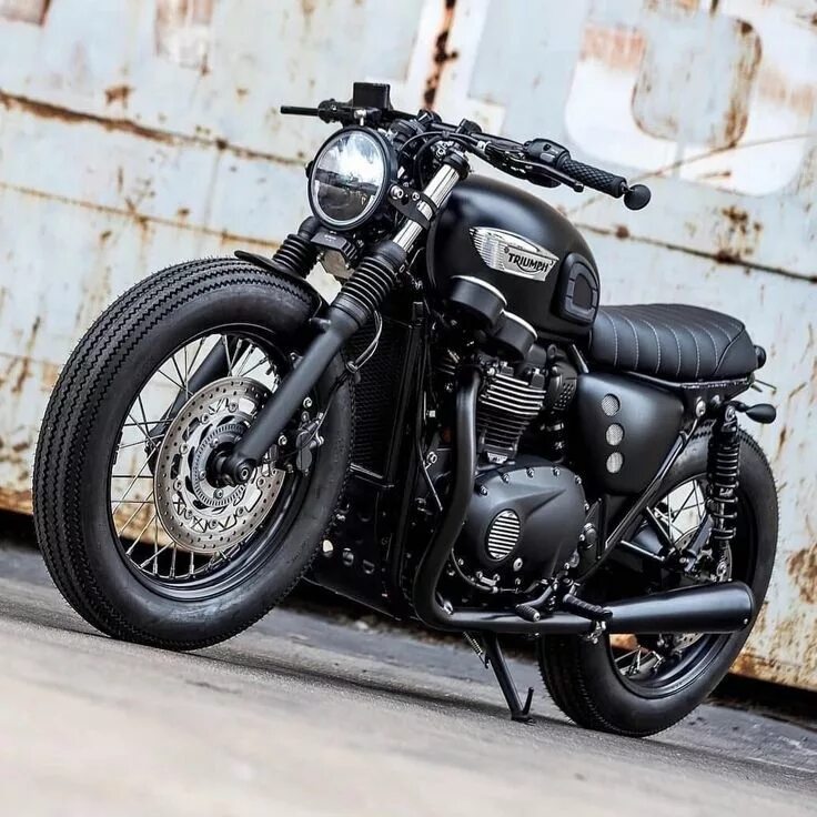 Мотоцикл триумф фото Via @eakkspeed #triumph #t100 #triumphnation #gentlebikers #gentlebiker Follow..