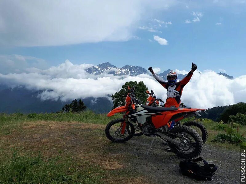 Мотоцикл в горах фото Мото прокат "Mountain Fox" в горах Красной поляны Путеводитель по Красной Поляне
