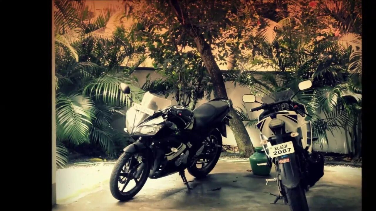Мотоцикл во дворе фото Motocycles мотоциклы избранное - YouTube