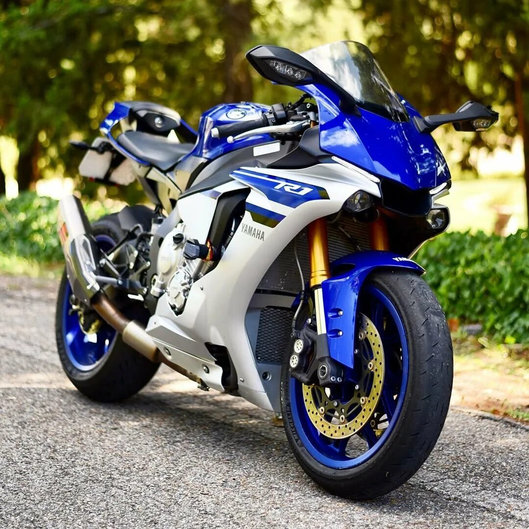 Мотоцикл ямаха yzf r1 фото Фотографии и видео Yamaha R1 Bike.Net