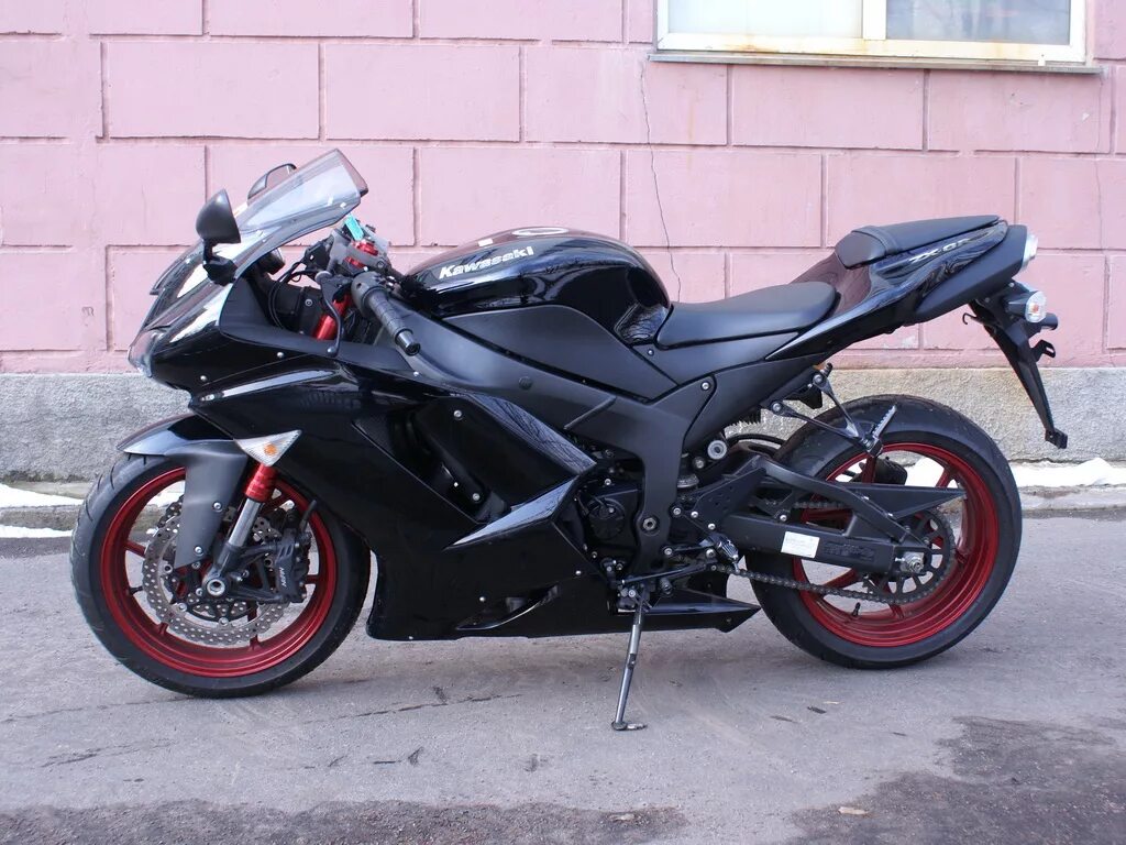 Мотоциклы 400 600 кубов цена фото Купить мотоцикл Kawasaki ZX-6R: японский мотоцикл Kawasaki ZX-6R в Москве и Санк