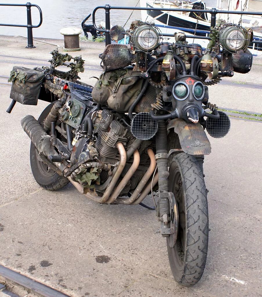 Мотоциклы апокалипсиса фото Rat Survival Static Front Rat bike, Zombie survival vehicle, Biker photography