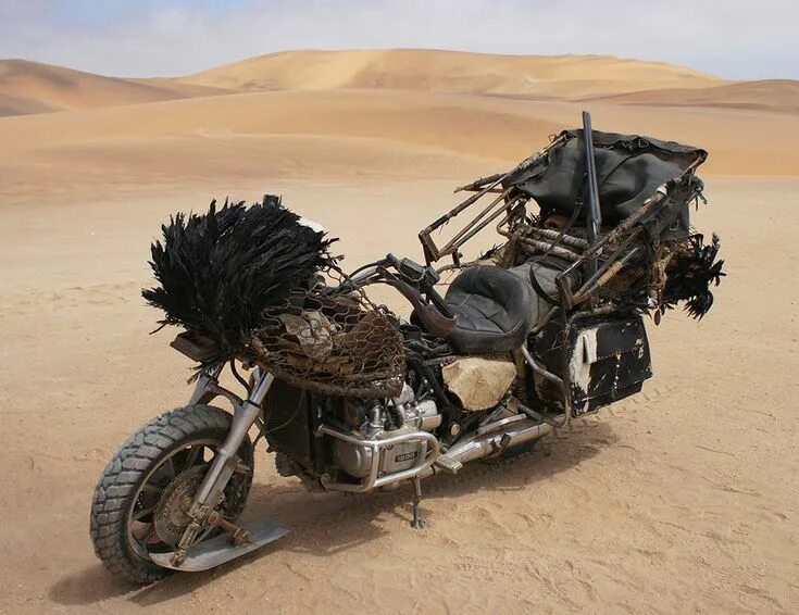 Мотоциклы апокалипсиса фото Mad Max Fury Road - Vulvalini Clan - Blackwing by deafmusic on DeviantArt Coches